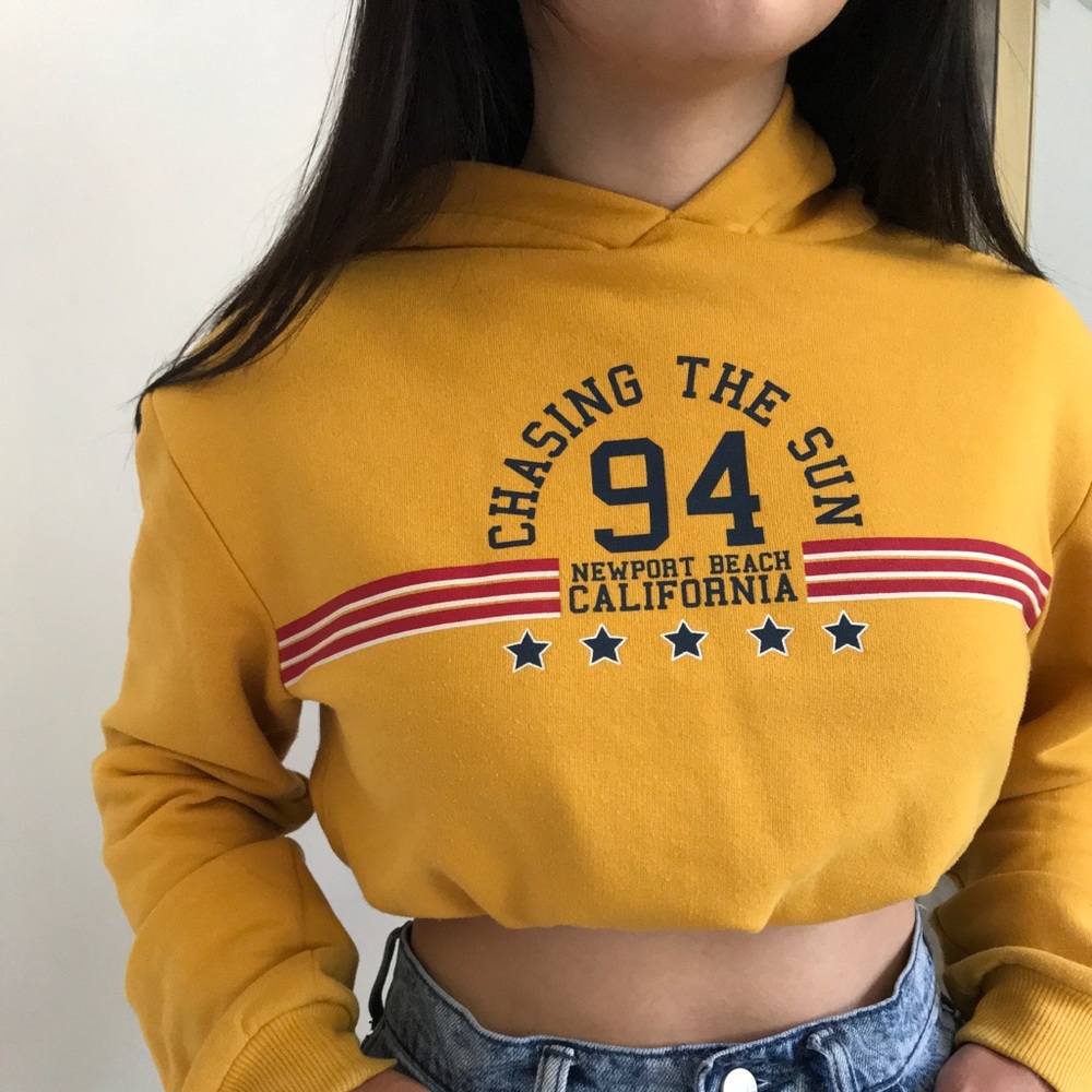 “Chasing The Sun” Yellow Graphic Cropped Hoodie